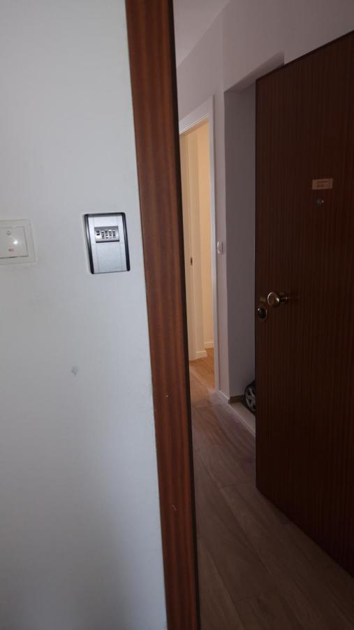 スプリトBura2 , With Private Parking In The Garageアパートメント エクステリア 写真